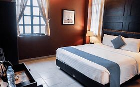 Triple seven Hotel
